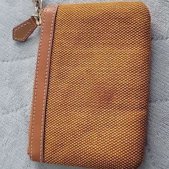 Dooney & Bourke Tan Wristlet - Picture 9 of 12